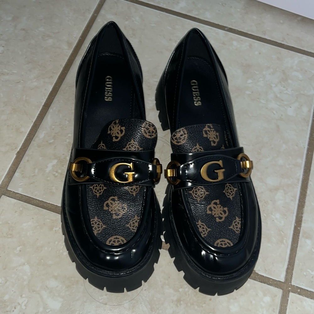 Guess Almost platform loafers